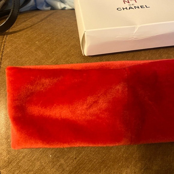 CHANEL HEADBAND HAIR BAND ESSENTIAL AUTHENTIC MAKEUP - Picture 5 of 9